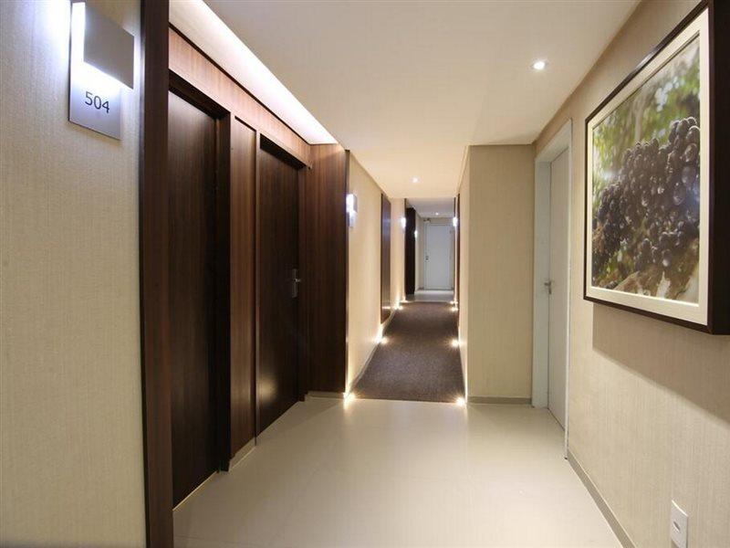 Serrano Hotel