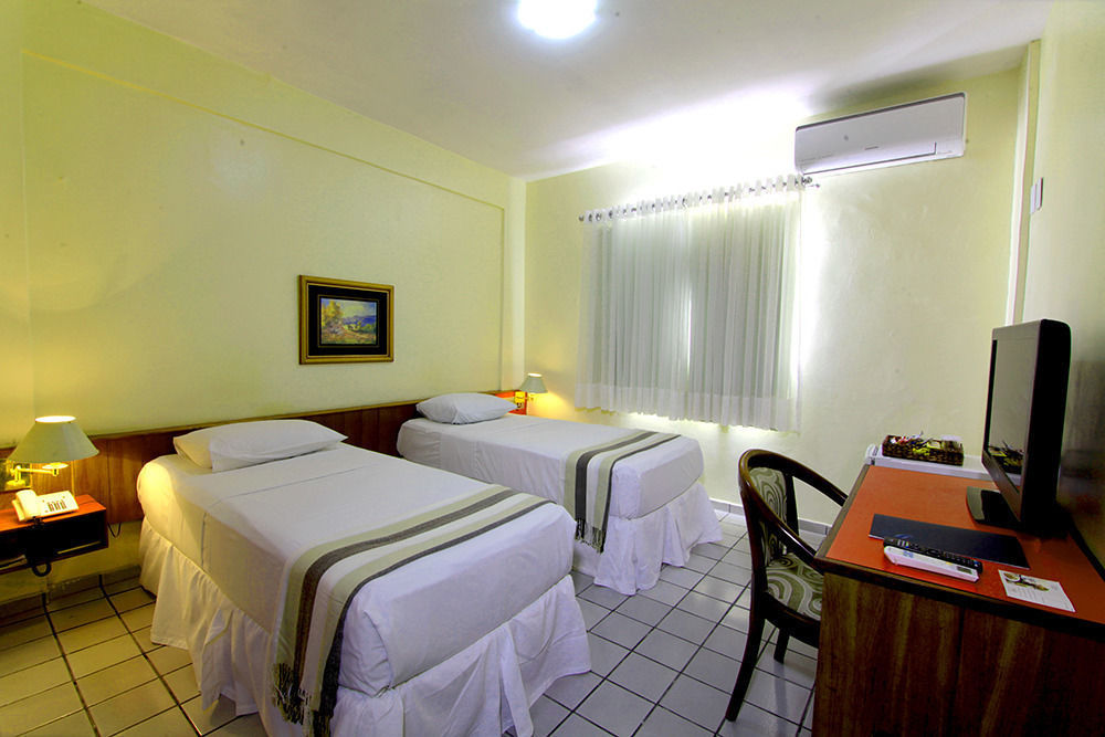 Serrano Hotel